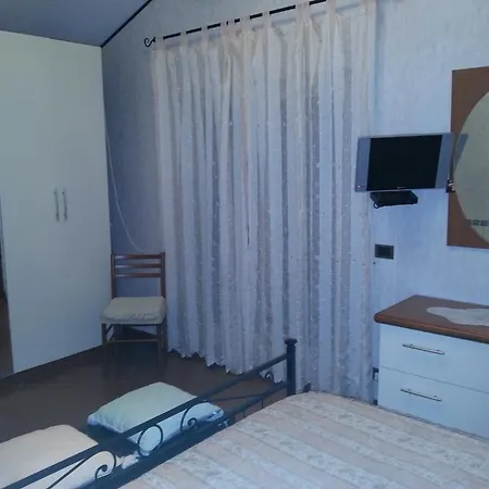 Alexander Bed & Breakfast Ciampino